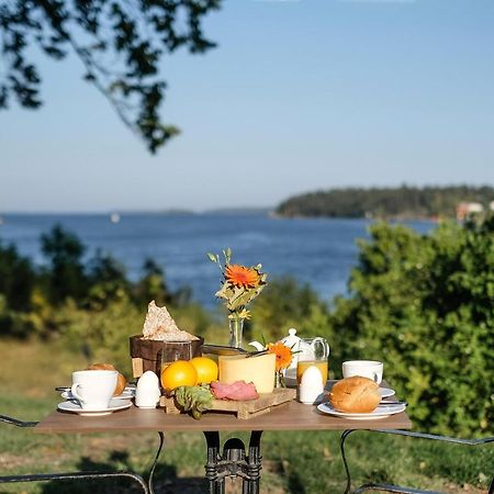 Hotell Furusund Екстериор снимка